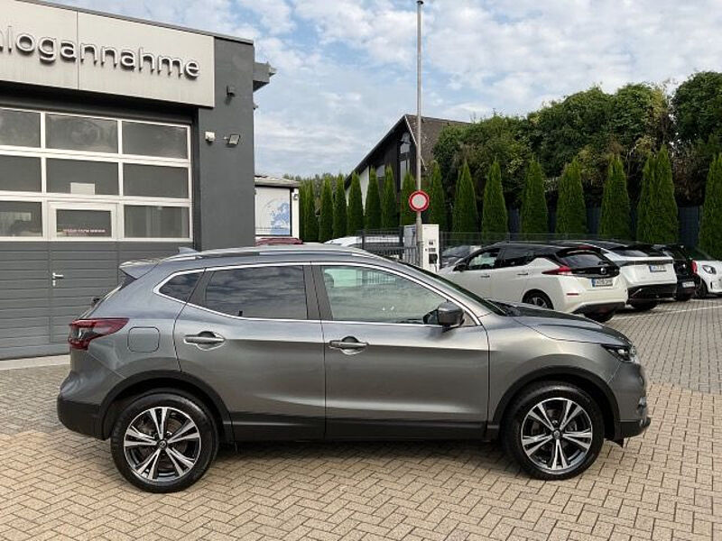 Nissan Qashqai 1.3DIG-T Zama Navi AVM-Kamera SH PGD 1.H