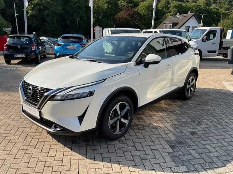 Nissan Qashqai 1.3MHEV N-Connecta Navi AVM-Kamera WP BP