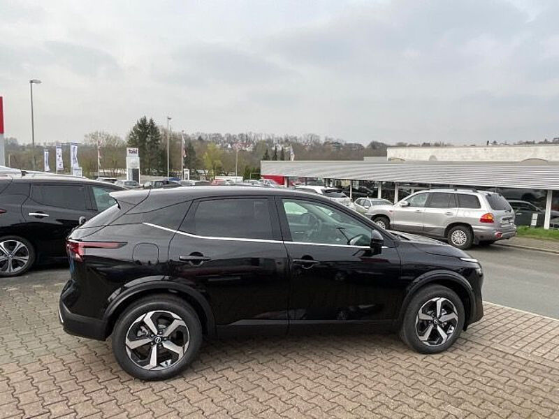 Nissan Qashqai N-Connecta 1.3 MHEV 158PS Xtronic WP BP