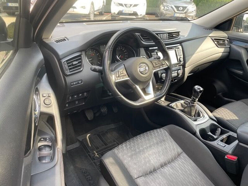 Nissan X-Trail 1.6 DIG-T N-Connecta Navi AVM PGD SH LED