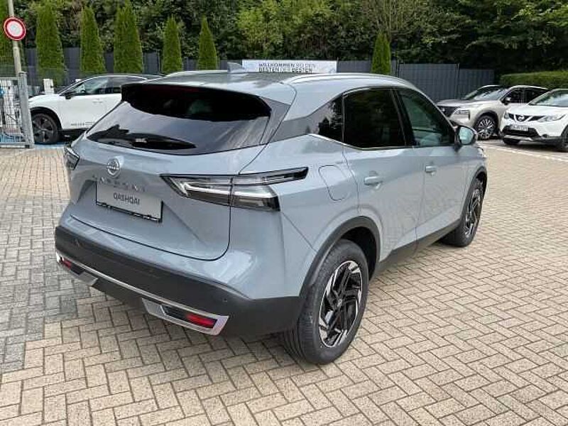 Nissan Qashqai N-Connecta 1.3 MHEV Xtronic Winter Komfort