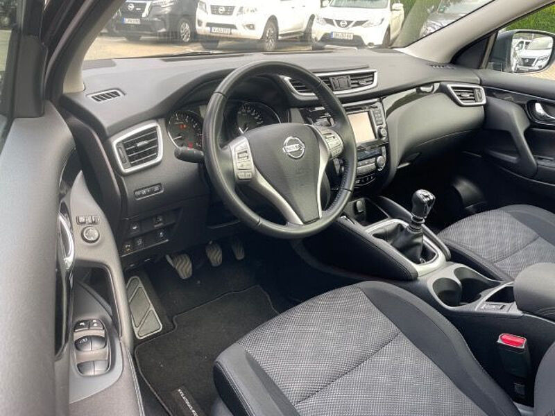 Nissan Qashqai 1.2 DIG-T N-Connecta Navi AVM-Kamera PGD