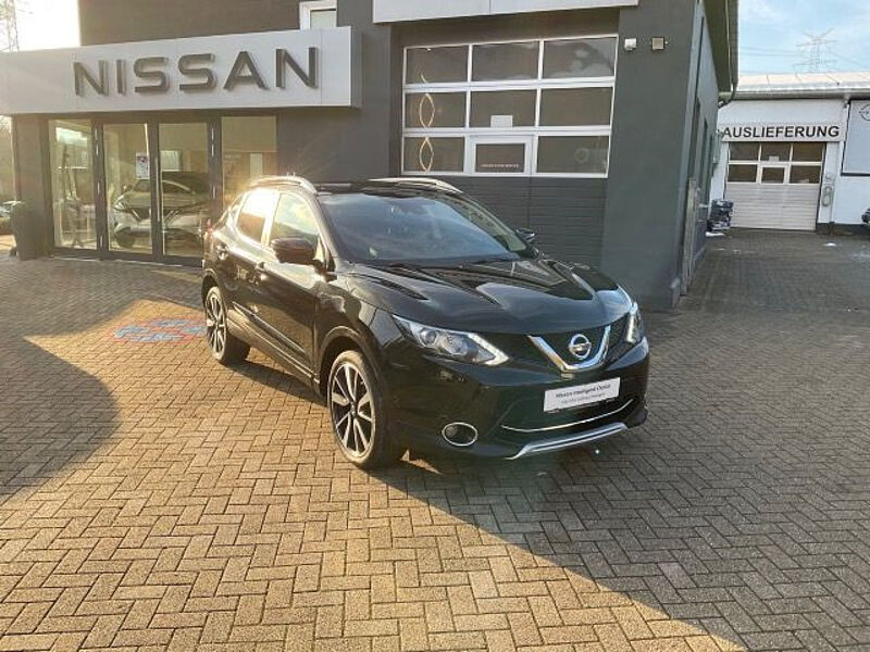 Nissan Qashqai 1.2 DIG-T Tekna Navi PGD Safety AVM 19'