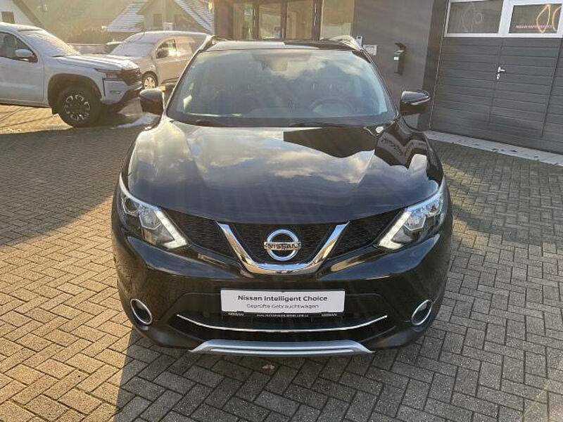 Nissan Qashqai 1.2 DIG-T Tekna Navi PGD Safety AVM 19'