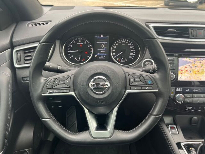 Nissan Qashqai 1.3DIG-T DCT Tekna+ Nappa-Leder PGD AVM