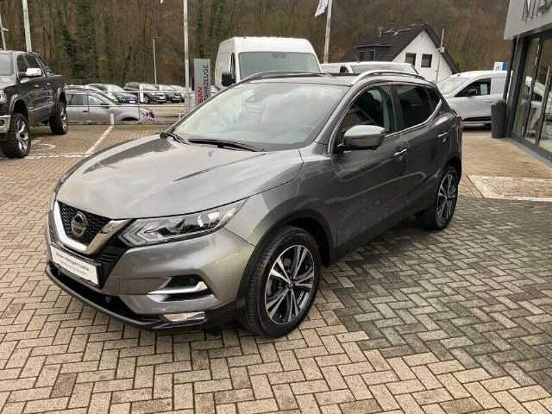 Nissan Qashqai 1.3 DIG-T DCT-Automatik Zama Navi AVM SH