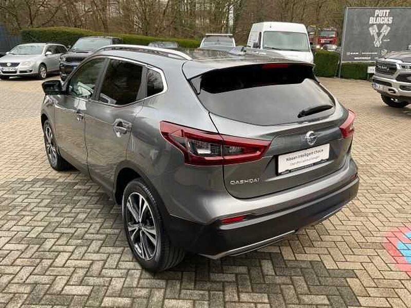 Nissan Qashqai 1.3 DIG-T DCT-Automatik Zama Navi AVM SH