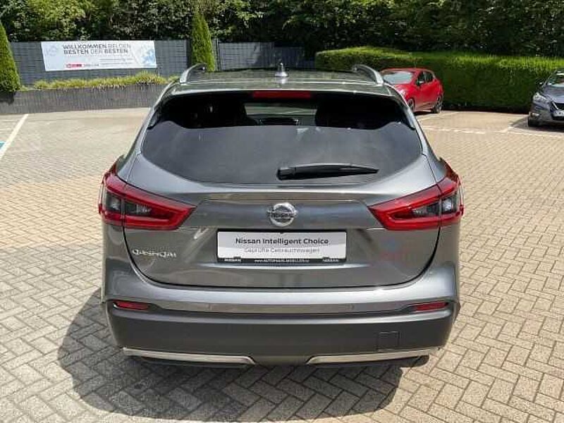 Nissan Qashqai 1.6DIG-T Tekna+ Nappa-Leder BOSE Navi 1H